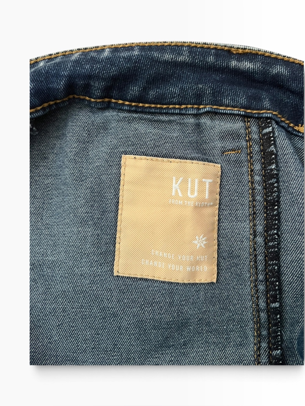 Kut from the Kloth Women’s Barrel Leg Carpenter Jeans in Dark Blue Denim - Picture 5 of 7
